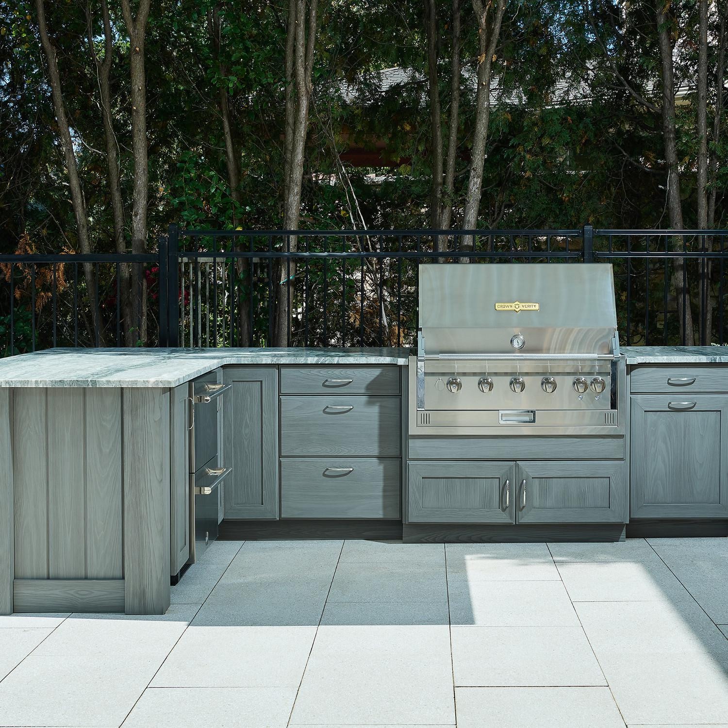 Crown Verity Infinite Series 42 Inch 6 Burner Stainless Steel Built In Propane Gas Grill with Light Package
