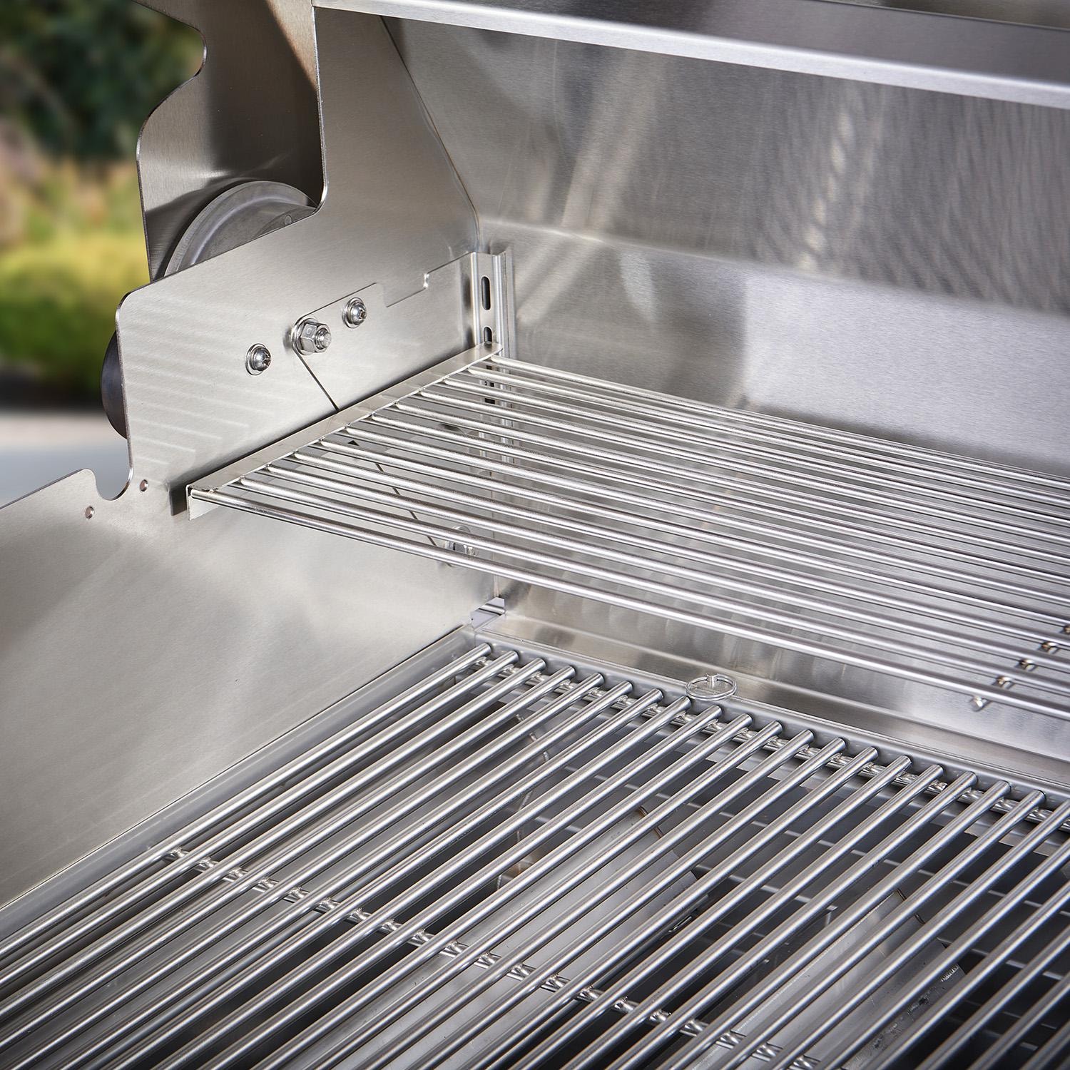 Crown Verity Professional Mobile Series 60 Inch 8 Burner Stainless Steel Freestanding Natural Gas Grill with Single Dome Package