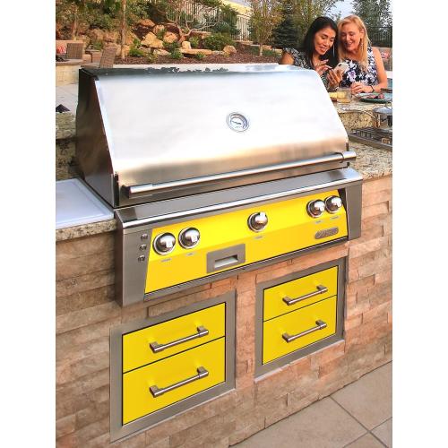 Alfresco Grills 65000 BTU Built In Natural Gas Versa Power Cooker   Traffic Yellow
