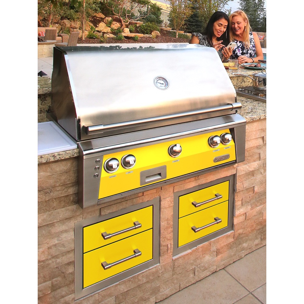 Alfresco Grills 65000 BTU Built In Natural Gas Versa Power Cooker   Traffic Yellow