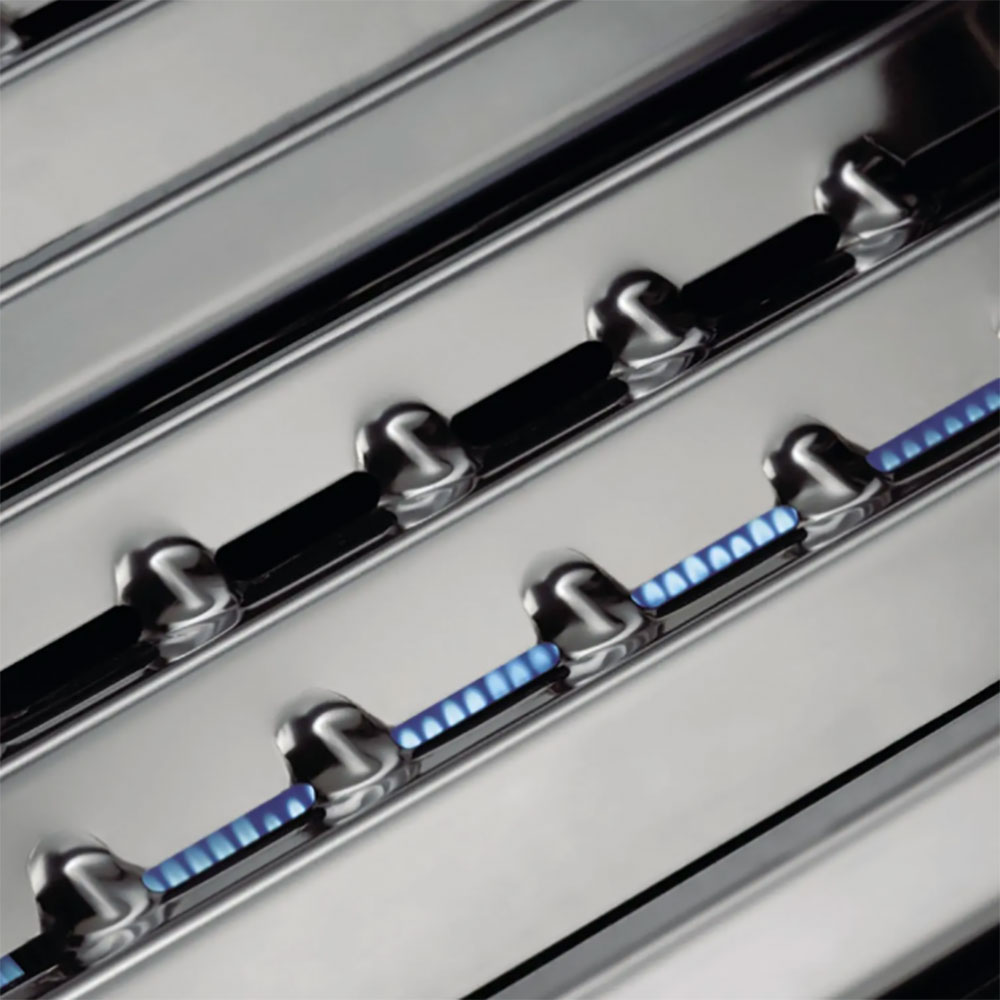 Broil King Regal S490 Pro 4 Burner Freestanding Natural Gas Grill with Rear Burner and Side Burner