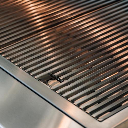 American Made Grills Estate 36 Inch 3 Burner Freestanding Propane Gas Grill