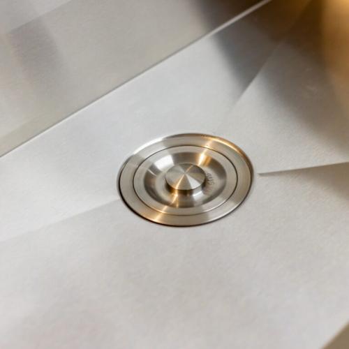 Summerset Grills 32 Inch Outdoor Rated Stainless Steel Farmhouse Sink Package