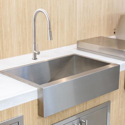 Summerset Grills 32 Inch Outdoor Rated Stainless Steel Farmhouse Sink Package