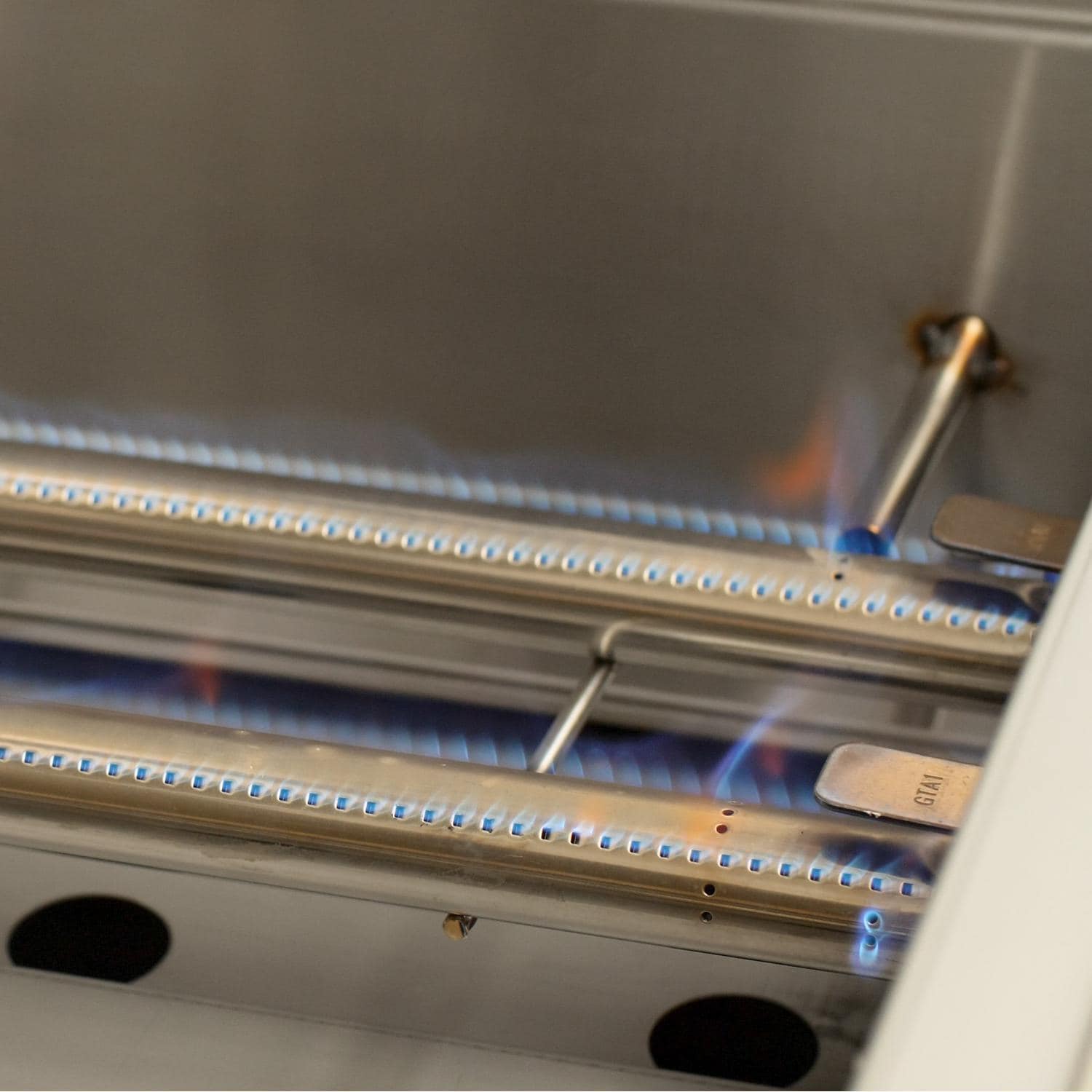 DCS 36 Inch Series 7 Built In Natural Gas Grill with Rotisserie  and  Infrared Burner