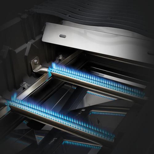 Napoleon Rogue 425 Natural Gas Grill   Stainless Steel