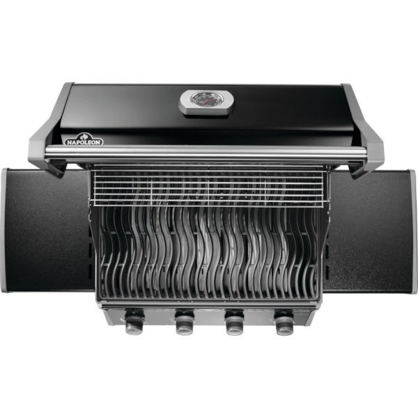 Napoleon Rogue 525 Propane Gas Grill with Cast Iron Cooking Grids   Black