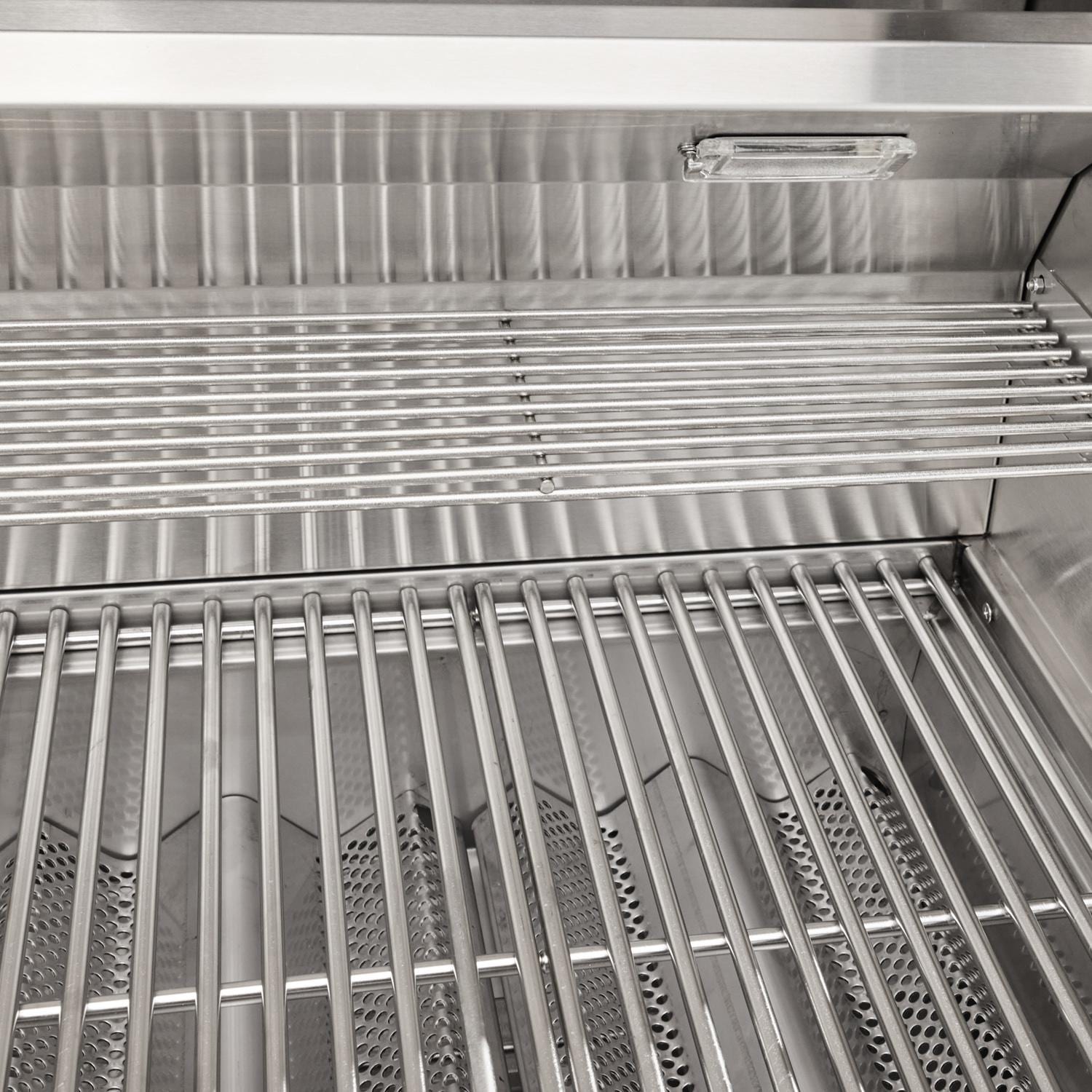 Coyote C Series 34 inch 3 Burner Built In Natural Gas Grill