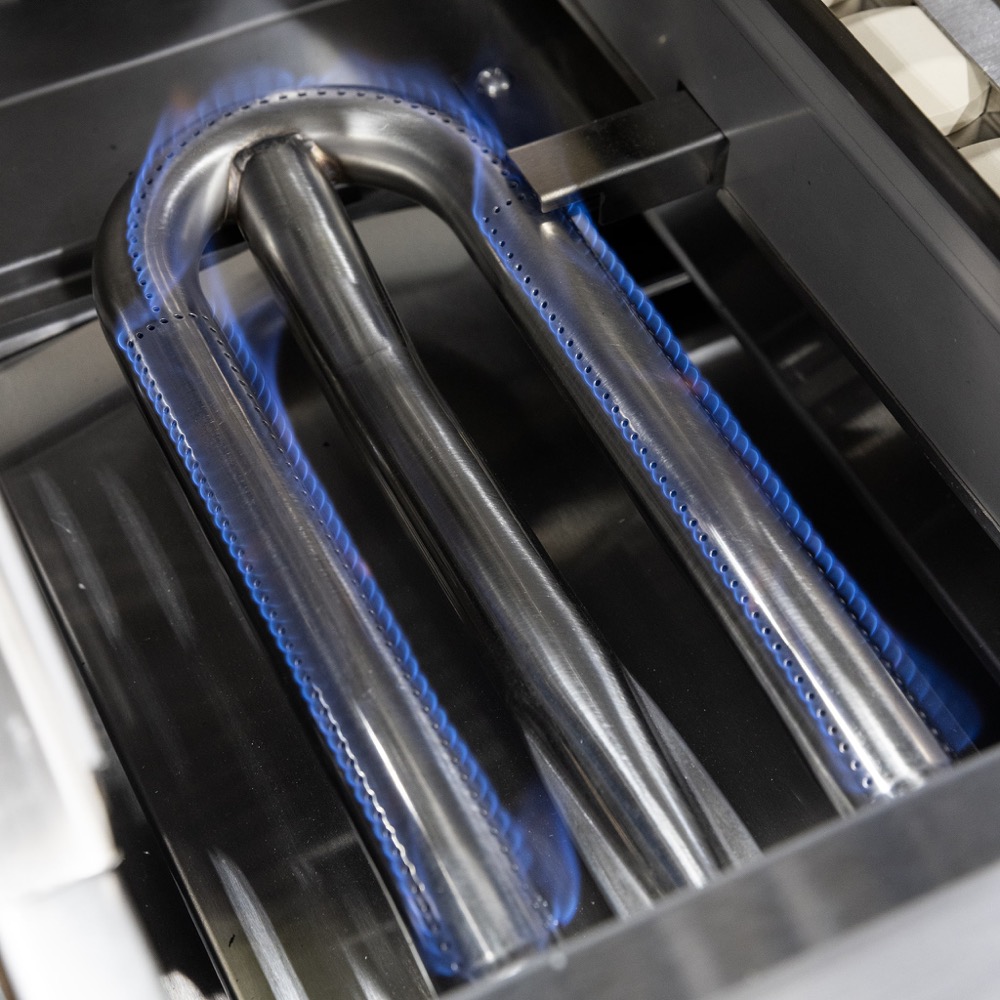 Summerset Grills TRL Pro 32 Inch 3 Burner Freestanding Natural Gas Grill with Rear Infrared Burner on Standard Cart