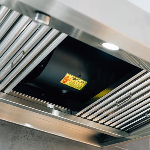 Summerset Grills 60 Inch Stainless Steel Outdoor Rated Vent Hood with 2000 CFM Motor and Mounting Bracket