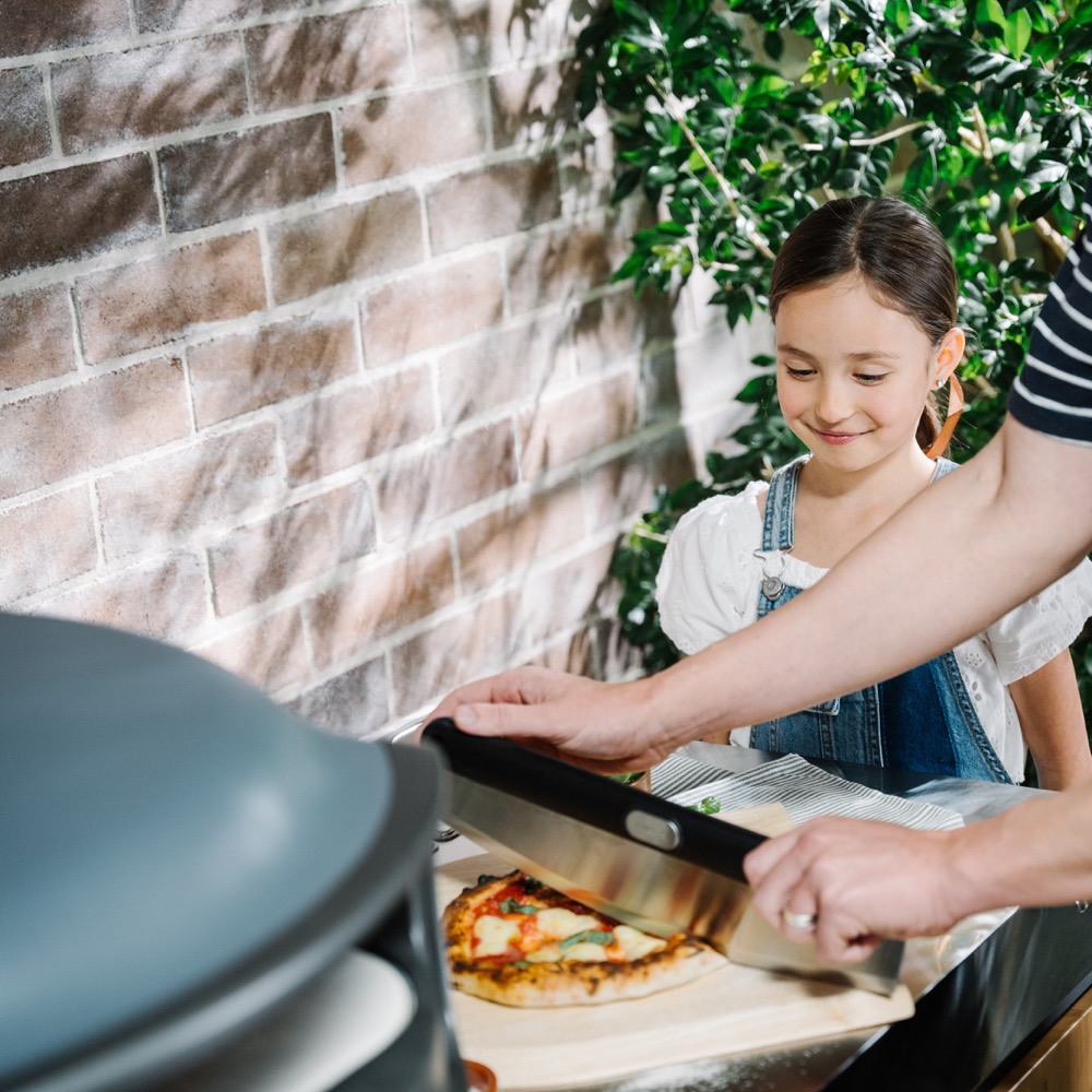 Everdure by Heston KILN R Series 2 Burner Natural Gas Powered Countertop Pizza Oven   Graphite