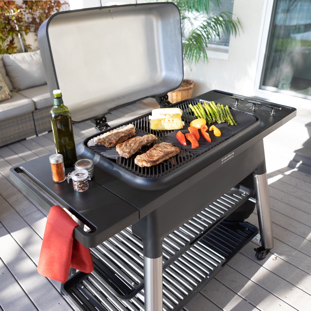 Everdure by Heston FURNACE 52 Inch 3 Burner Propane Gas Grill with Removable Stand   Black