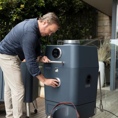 Everdure by Heston 4K 18 Inch Bluetooth Connected Cast Aluminum Charcoal Kamado Grill with Electric Ignition   Graphite