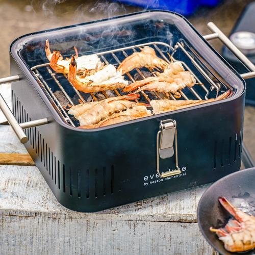 Everdure by Heston CUBE 17 Inch Portable Charcoal Grill   Black