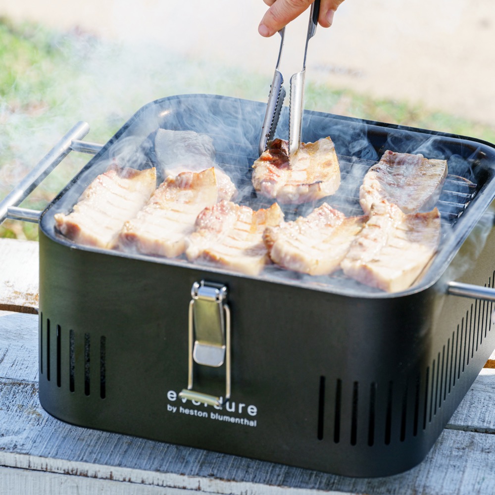 Everdure by Heston CUBE 17 Inch Portable Charcoal Grill   Black