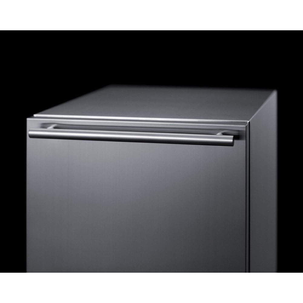 Summit 18 Inch 34 Cu Ft