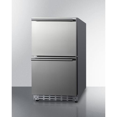 Summit 18 Inch 34 Cu Ft