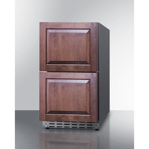 Summit 18 Inch 34 Cu Ft