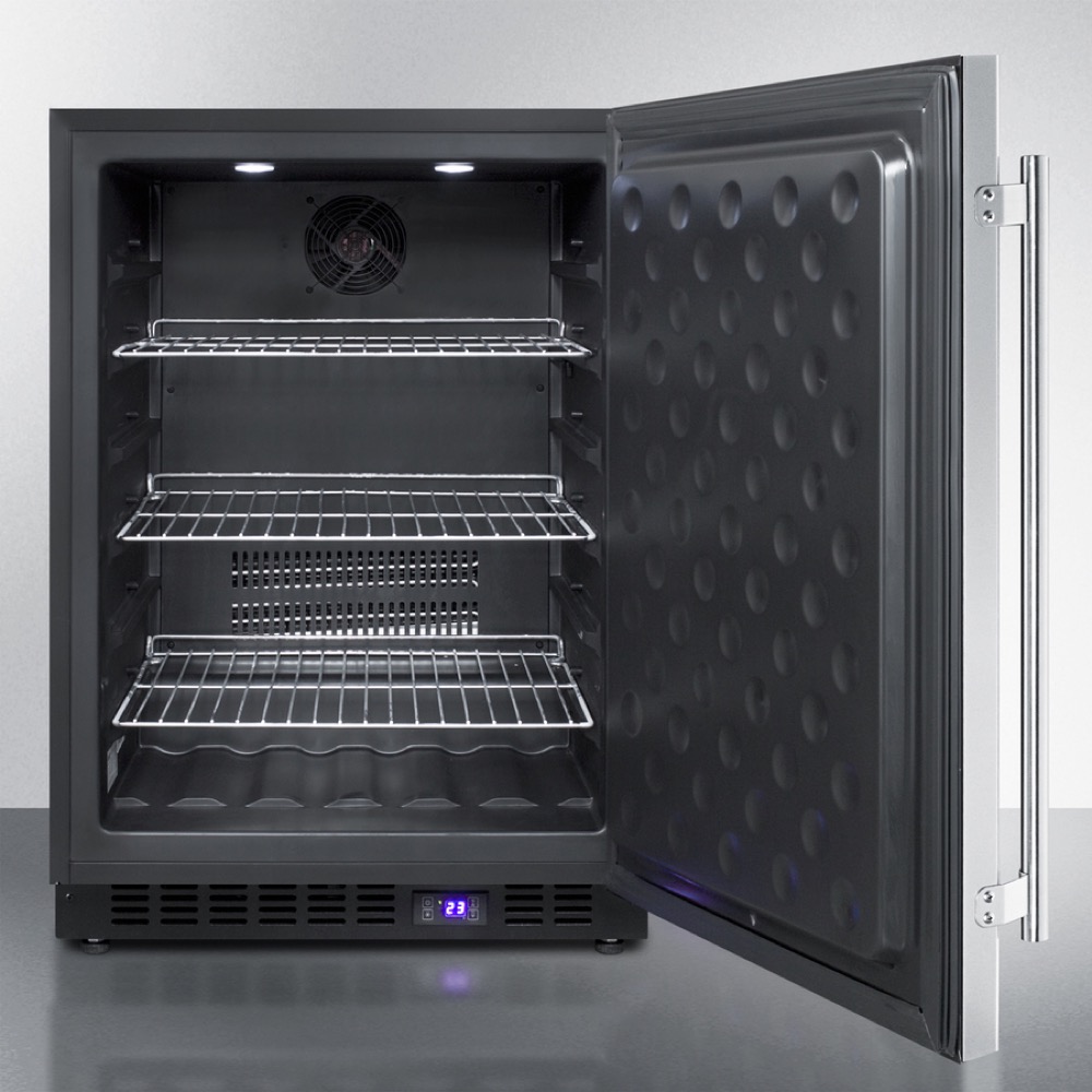 Summit 24 Inch 472 Cu Ft