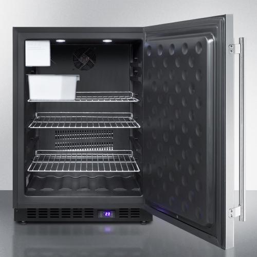 Summit 24 Inch 472 Cu Ft