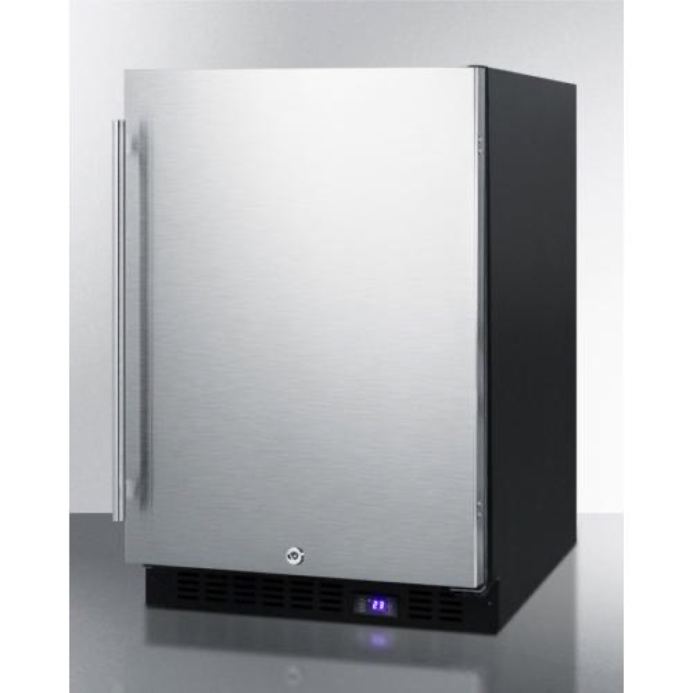 Summit 24 Inch 472 Cu Ft