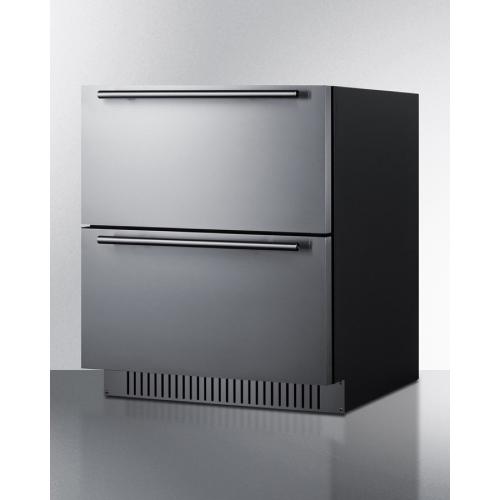 Summit 27 Inch 483 Cu Ft