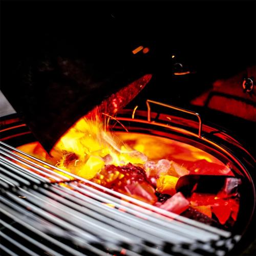 SNS Grills Home N Roam 18 Inch Travel Charcoal Kettle Grill