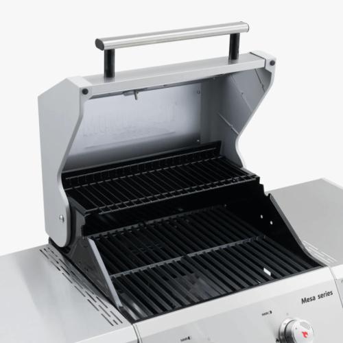 Monument Grills Mesa 200 2 Burner Freestanding Propane Gas Grill with Clear View Lid   Stainless Steel