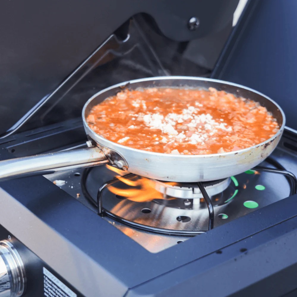 Monument Grills Mesa 425 4 Burner Freestanding Propane Gas Grill with Clear View Lid  and  Side Burner   Black