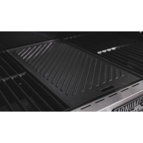 Monument Grills 17 Inch Reversible Cast Iron Cooking Plate