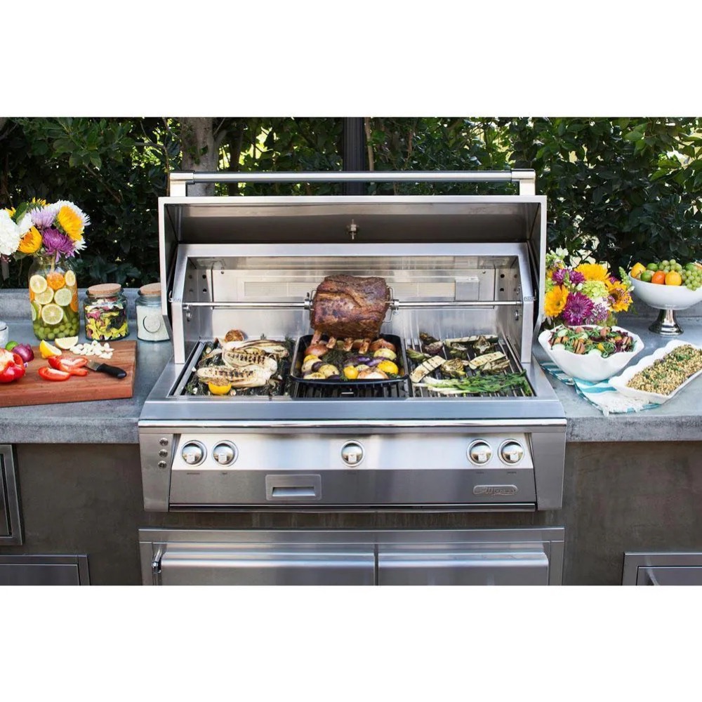 Alfresco Grills ALXE 42 Inch 3 Burner Freestanding Deluxe Natural Gas Grill with Sear Zone and Rear Infrared Burner   Jet Black Gloss