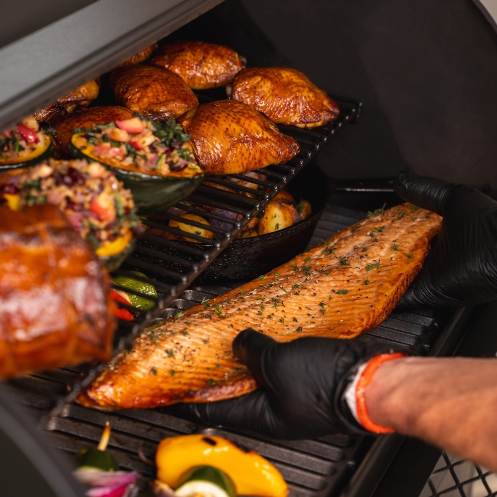 Oklahoma Joes Tahoma 900 Wi Fi Controlled Auto Feed Charcoal Smoker  and  Grill