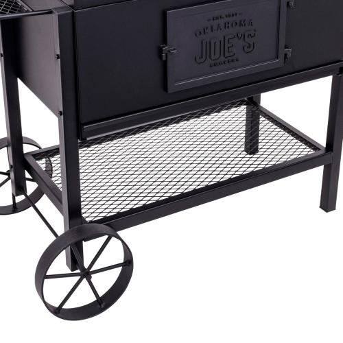 Oklahoma Joes 30 Inch Judge Charcoal Grill
