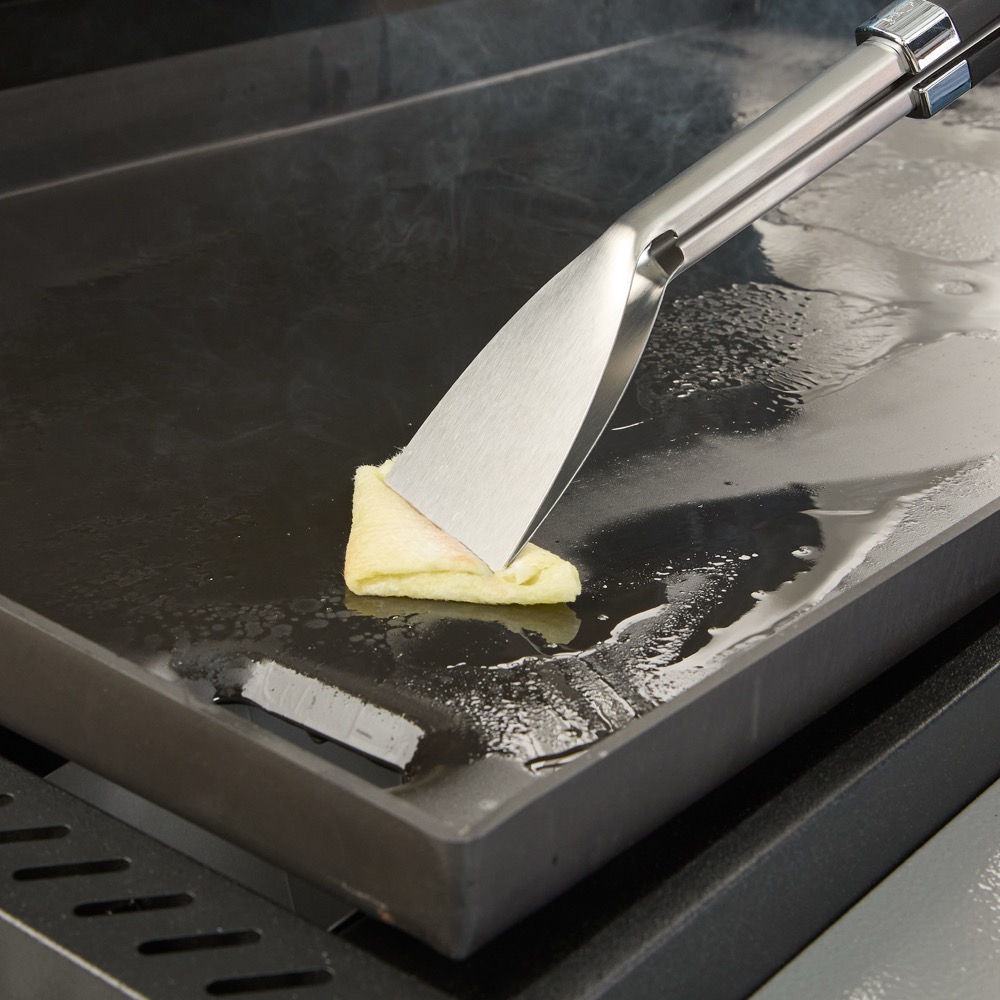 Weber Grills Stainless Steel Flat Grip Tongs with Non Slip Handle