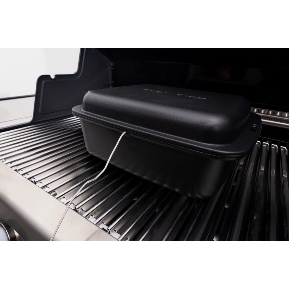 Broil King Cast Iron Dutch Oven