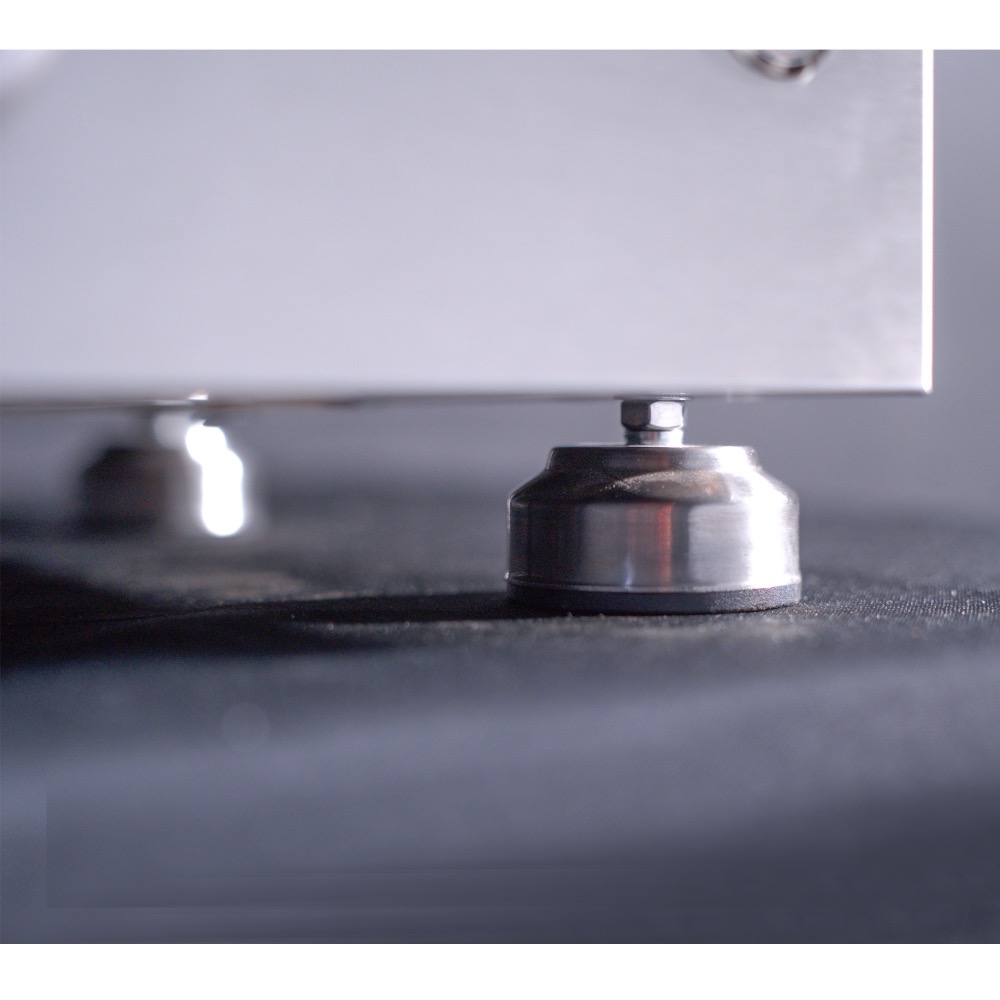 Le Griddle Commercial Series 30 Inch 2 Burner Freestanding Natural Gas Commercial Style Flat Top Griddle with Stainless Steel Cart   6mm Plate