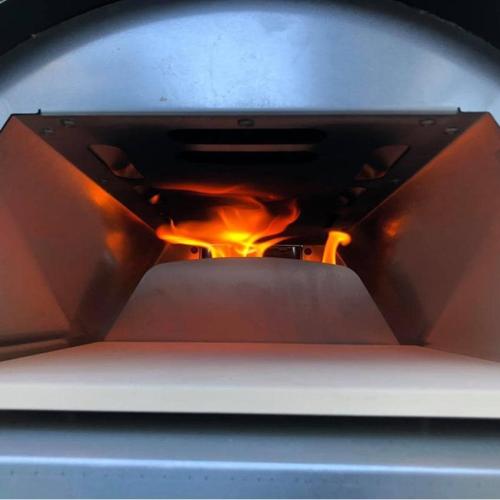 WPPO Le Peppe Portable Eco Wood Fired Oven with Deluxe Peel   Black